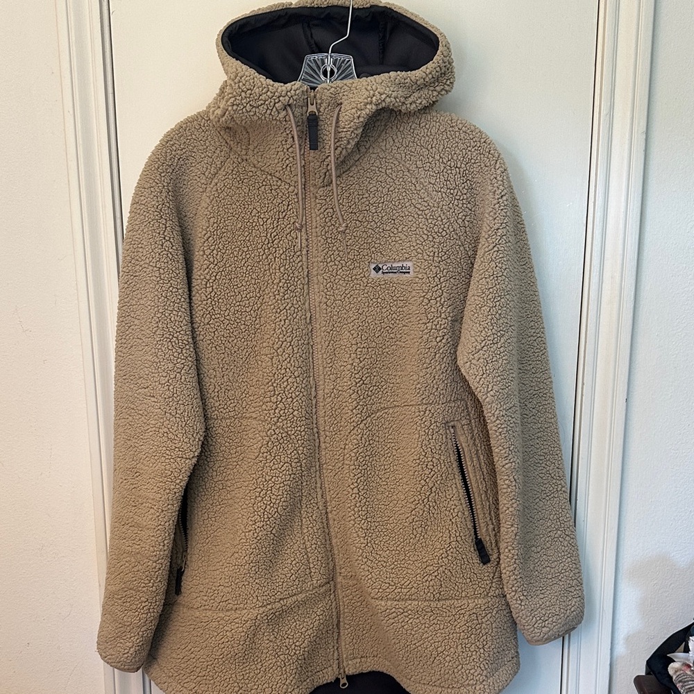 Columbia Beige Sherpa Fleece Jacket